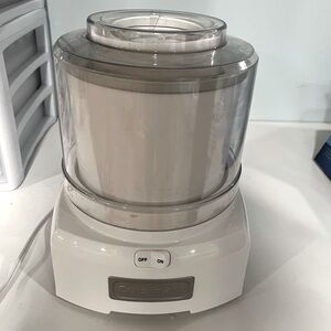Cuisinart Frozen Yogurt/Ice Cream/Sorbet Maker, White